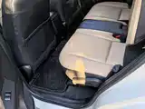 Photo 5 - Toyota RAV4