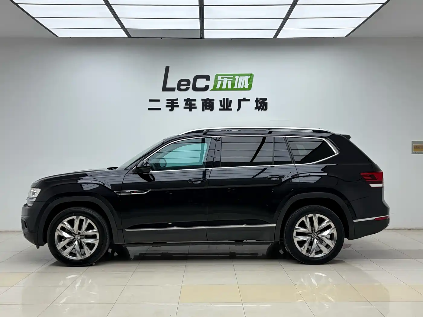 Volkswagen Teramont 2017 380TSI 4WD Comfort Edition фото 3
