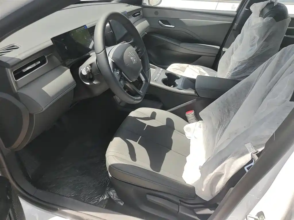 BYD Qin PLUS 2026 2026 DM-i Smart Edition 128KM Progressive