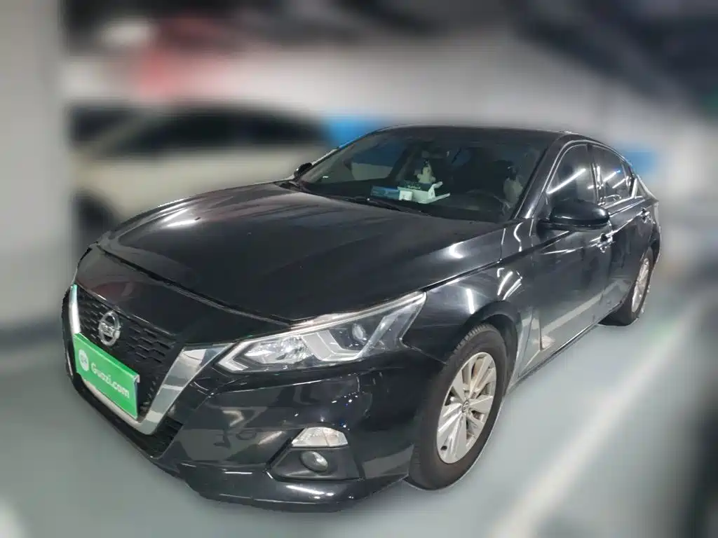 Фото 2 - Nissan Teana