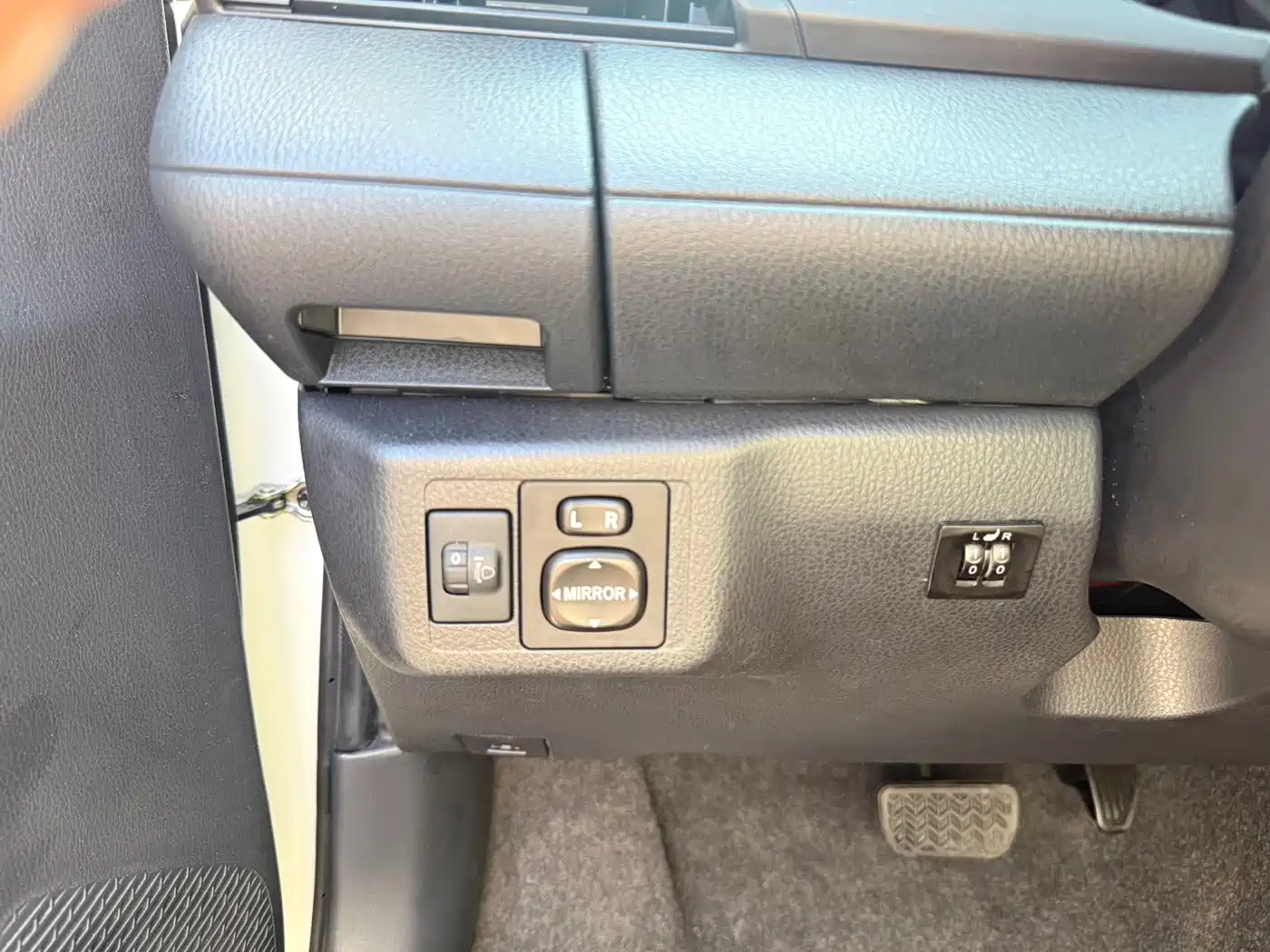 Toyota YARiS L Zhi Xuan 2023 2022 Zhi Xuan X 1.5L CVT Leading PLUS Edition