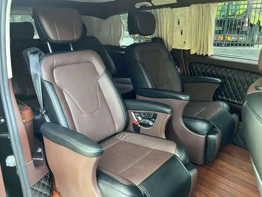 Mercedes-Benz Vito 2018 2.0T Business Edition China VI фото 11