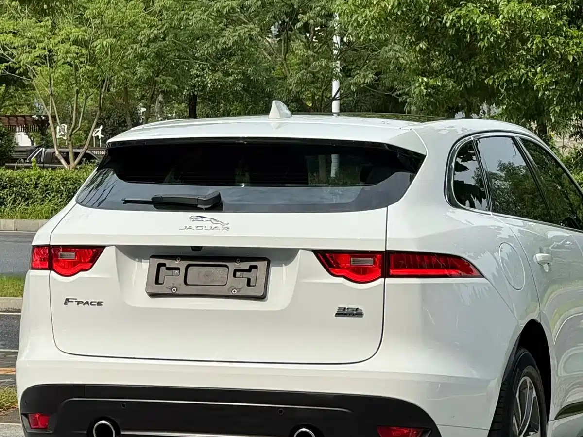 Jaguar F-PACE 2017 2016 3.0 SC 4WD R-Sport