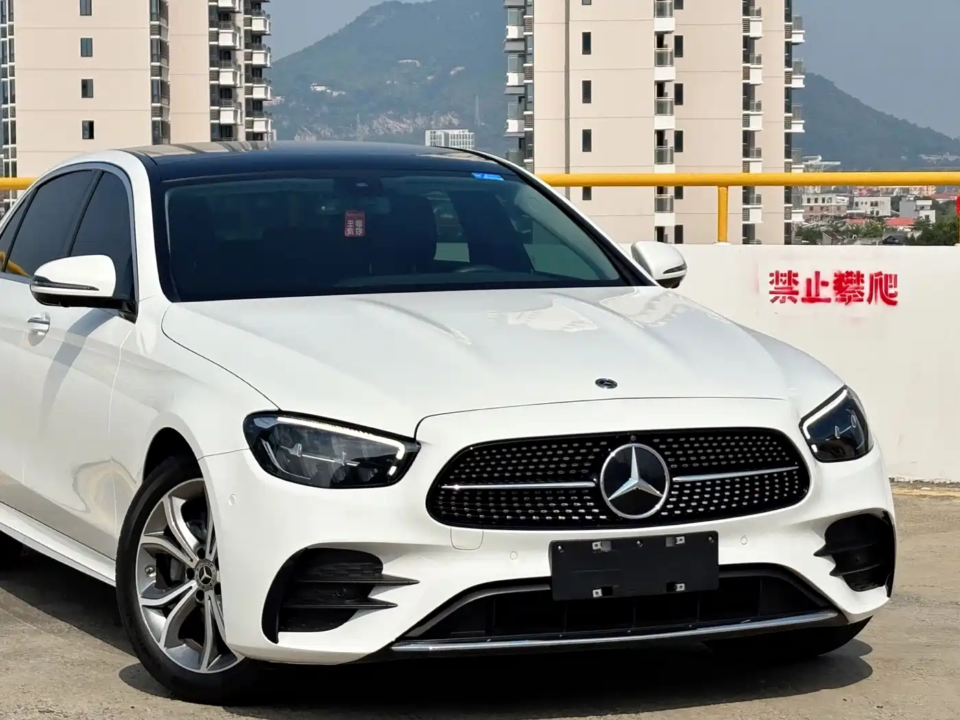 Mercedes-Benz E-Class 2021 E 300 L Sport Luxury Edition фото 2