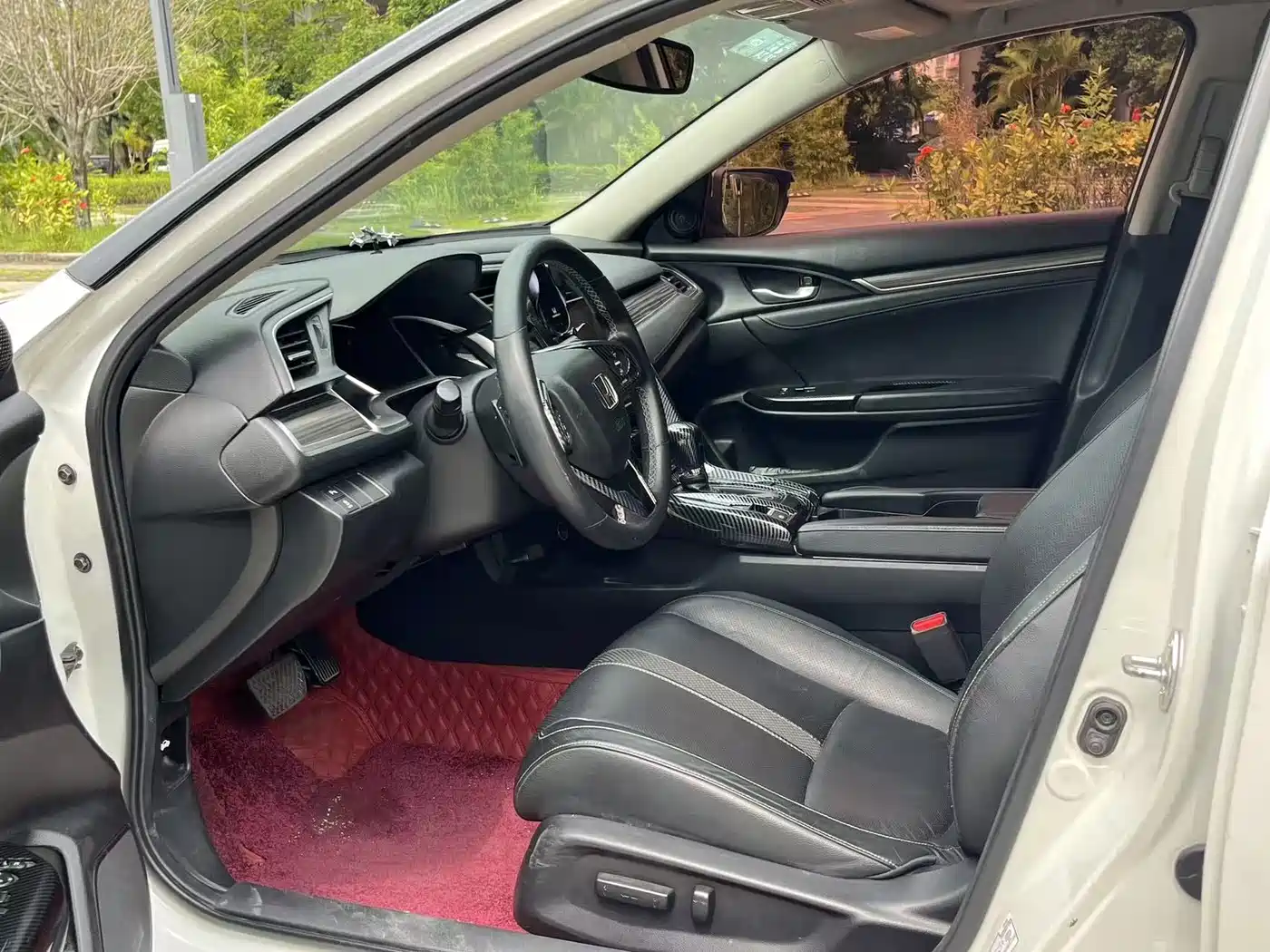 Фото 3 - Honda Civic