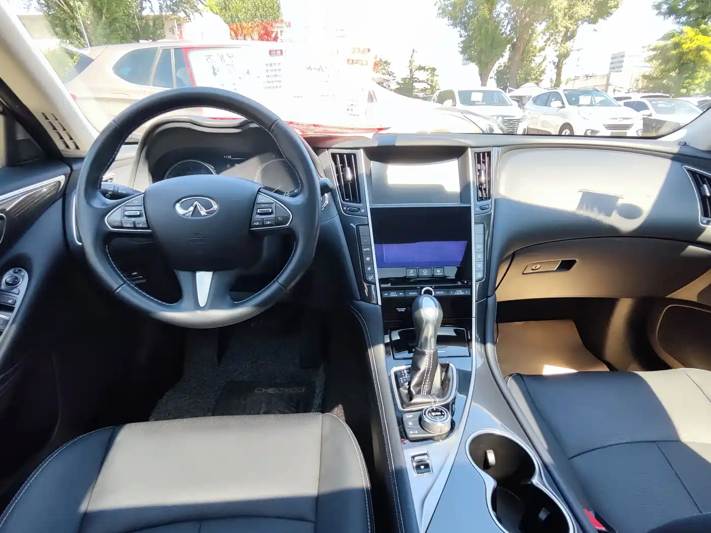 Infiniti Q50 2017 2014 2.0T Comfort Edition