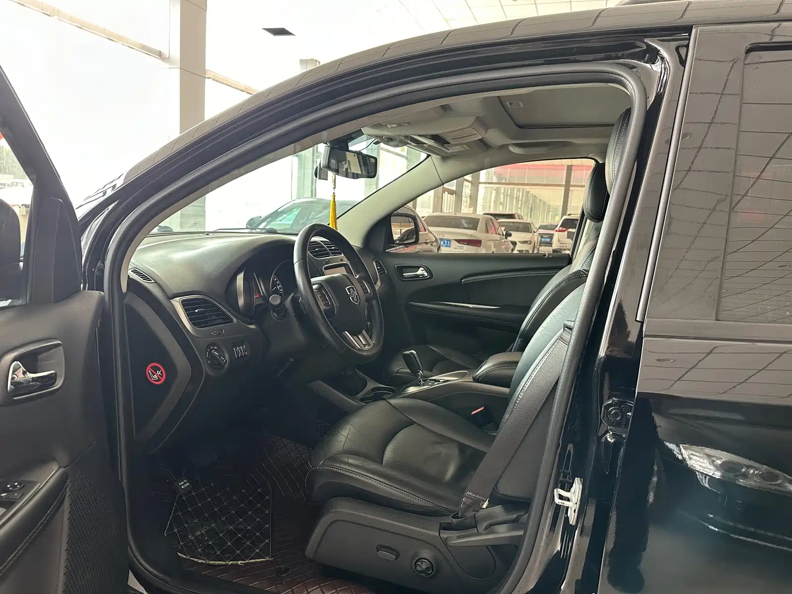 Photo 4 - Dodge Journey