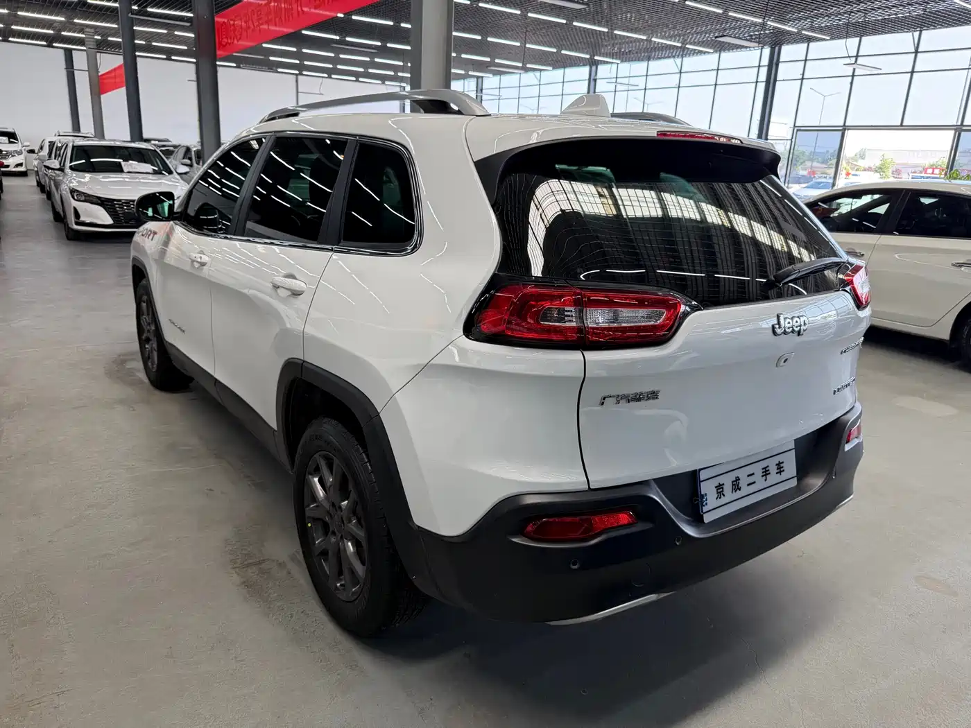 Jeep Cherokee 2020 2020 2.0L 2WD Classic Sport Edition