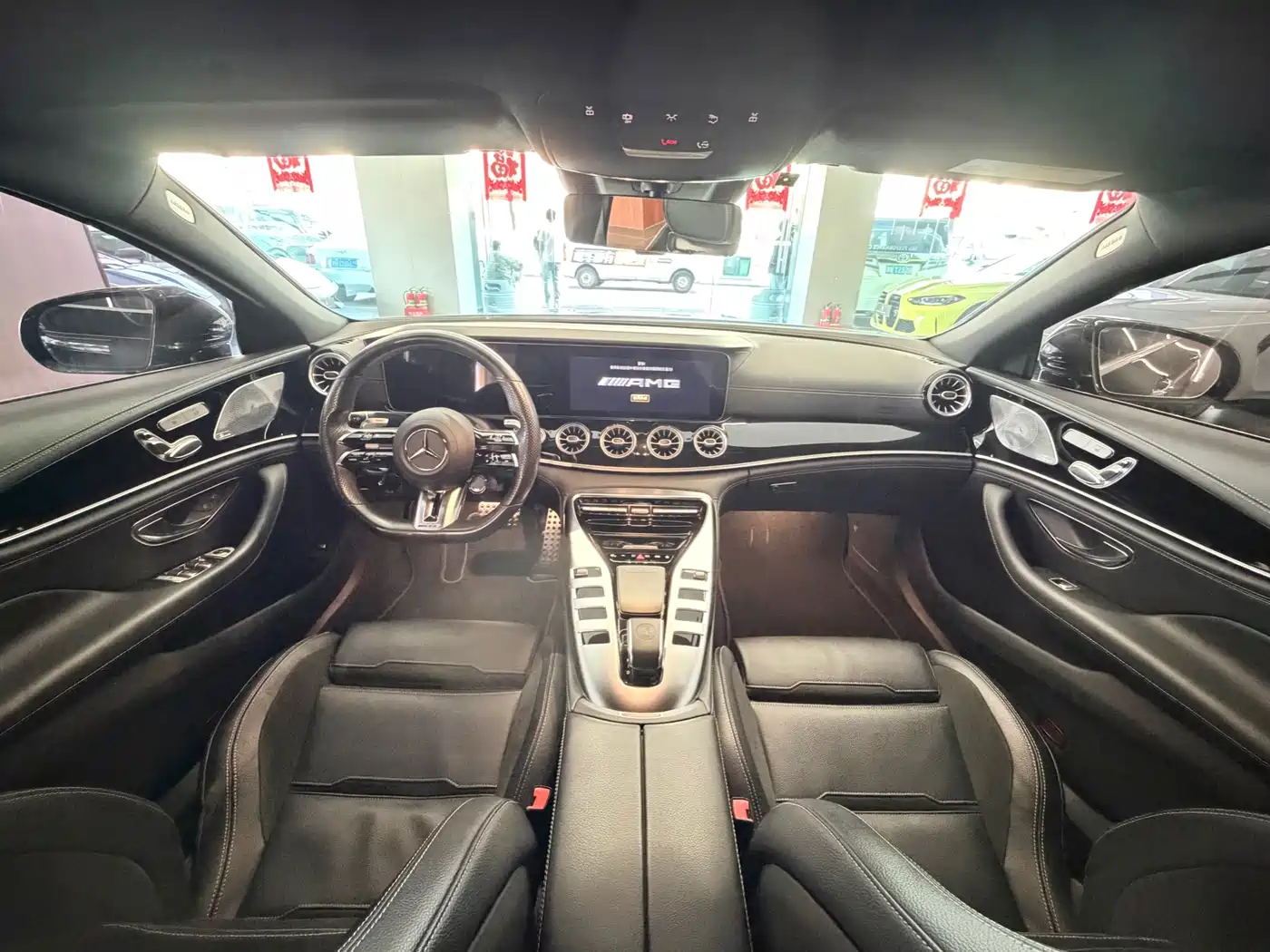 MERCEDES-BENZ AMG GT