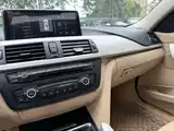Photo 14 - BMW 3 Series