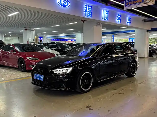  Audi Audi A4 (Import) 2020 Avant Pioneer 40 TFSI Luxury Sport