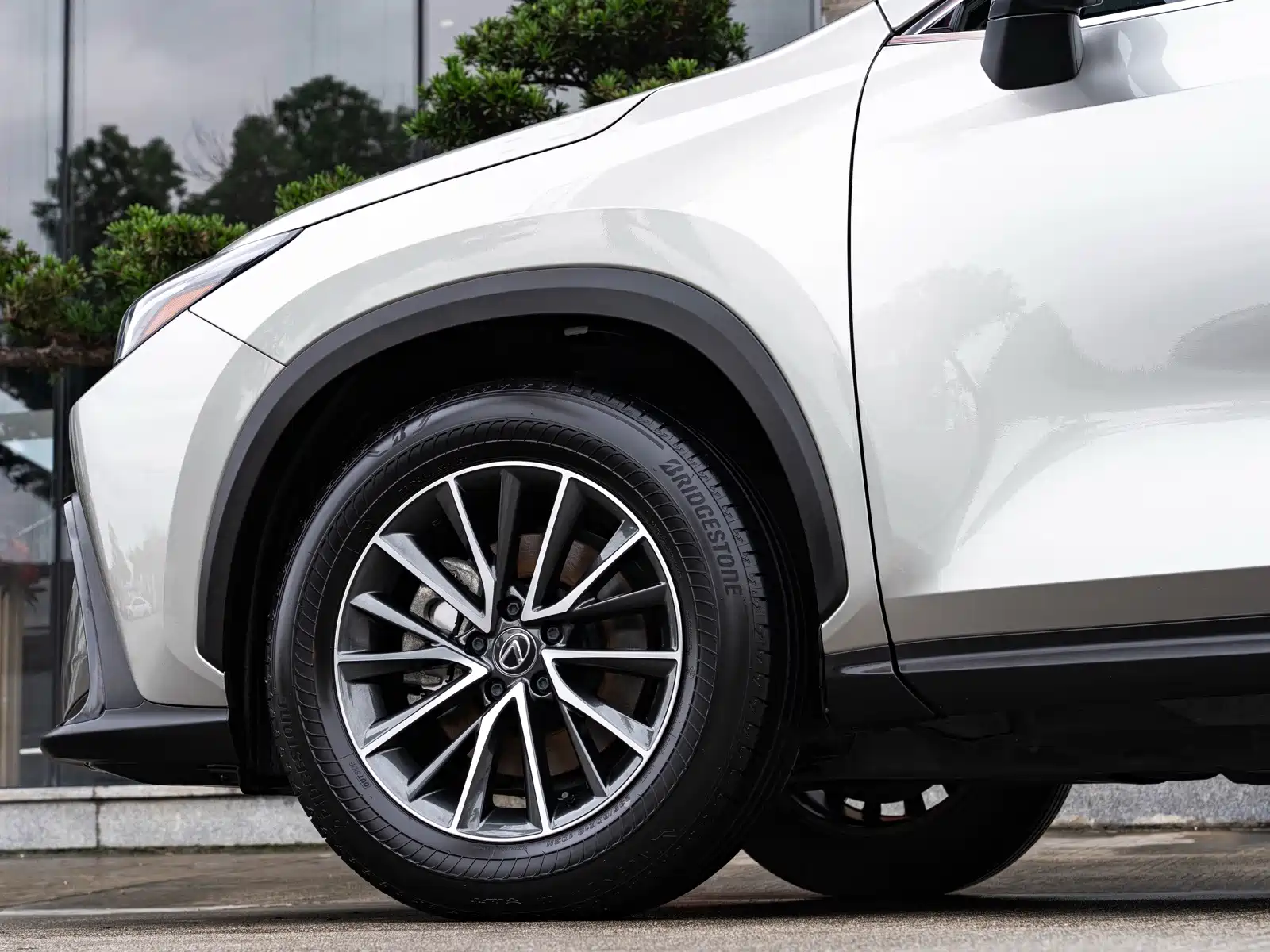 Фото 8 - Lexus NX