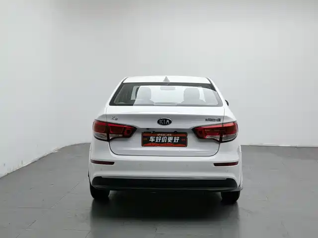 Kia K2 2015 Sedan 1.4L MT GLS — фото 4