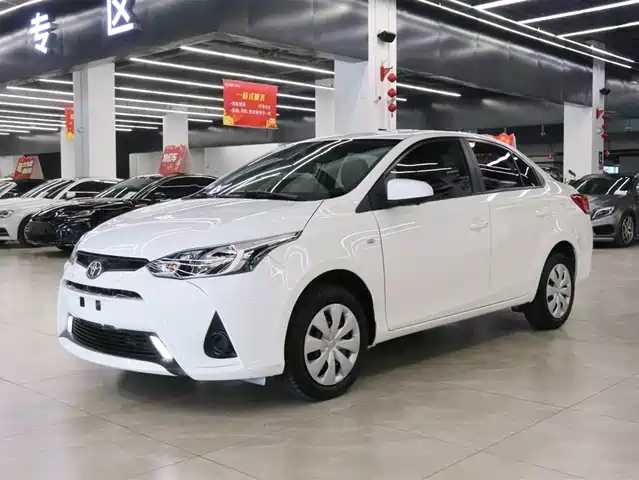 TOYOTA YARIS L TO ENJOY