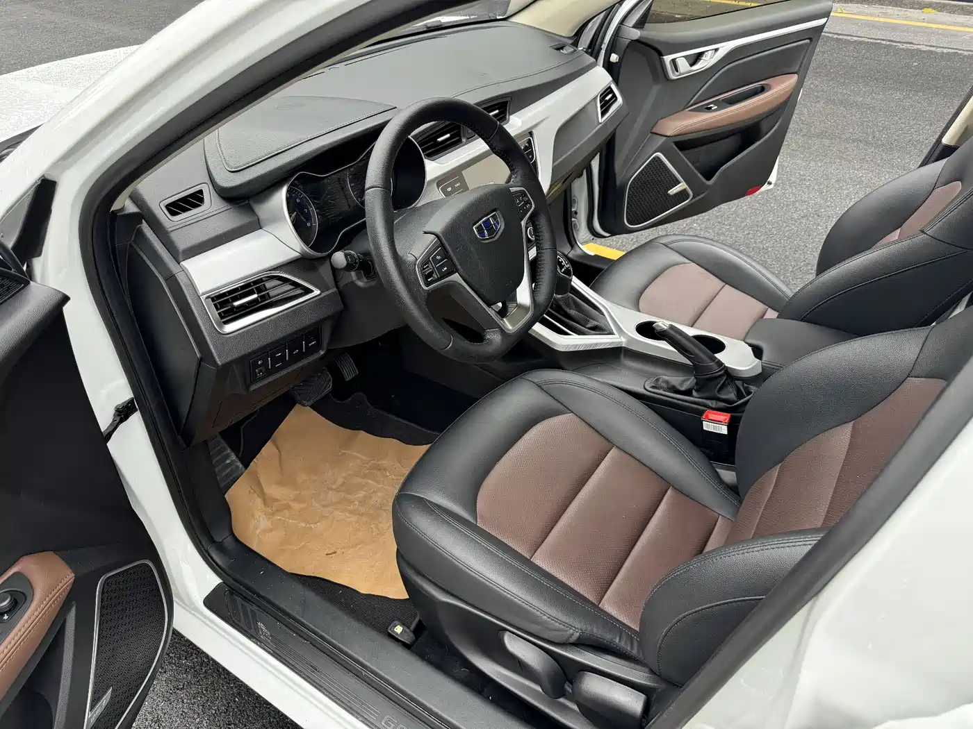 Geely Vision 2019 2019 Upgrade 1.5L CVT Luxury China VI