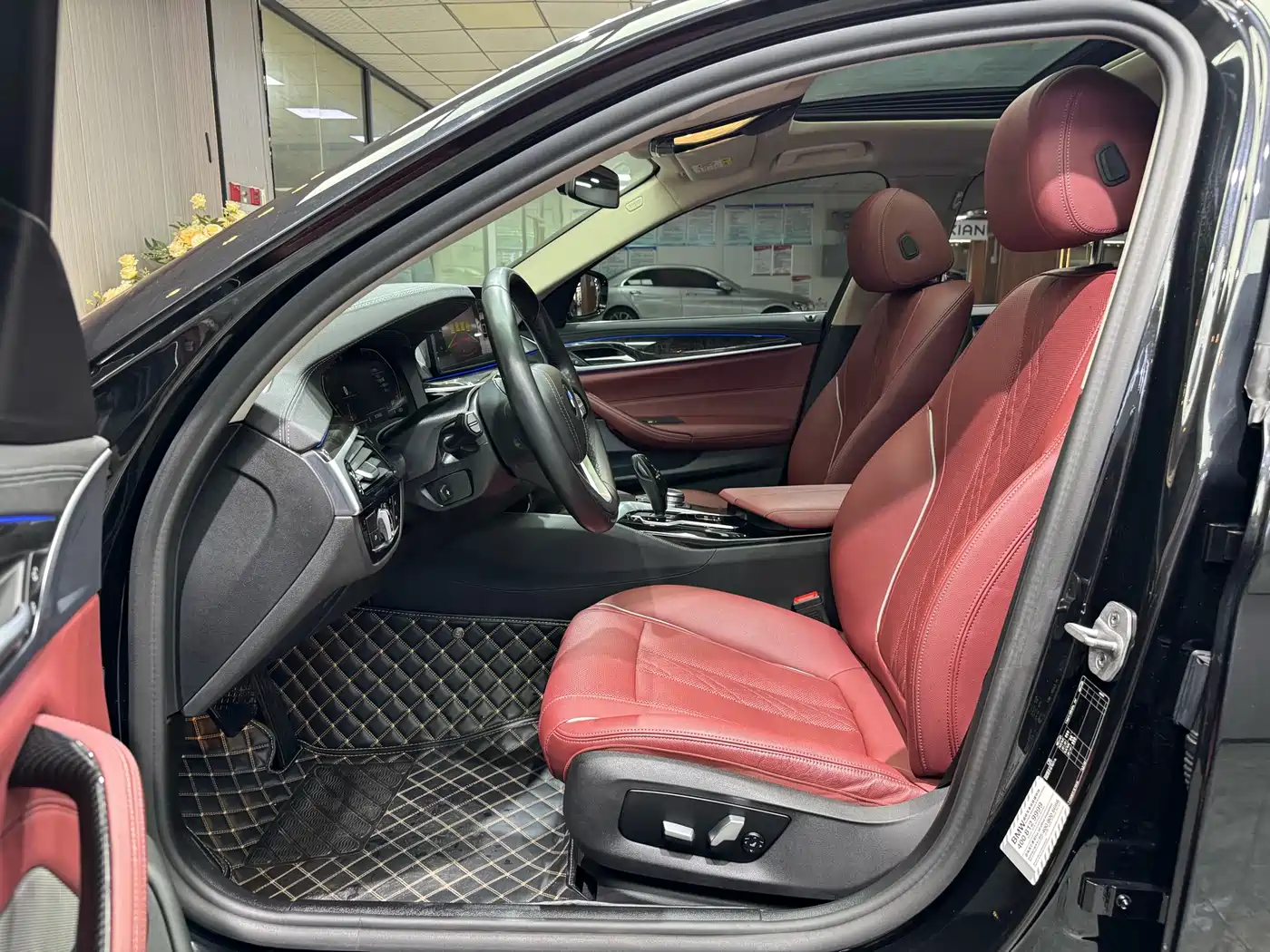 BMW 5 Series 2021 525Li Luxury Package фото 5