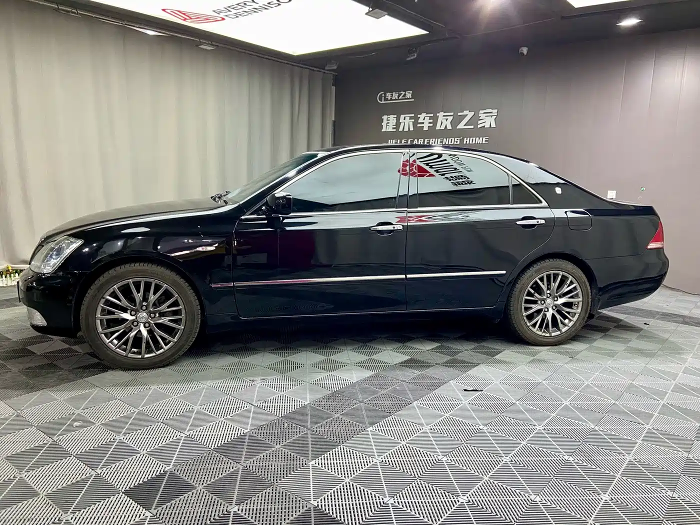 Toyota Crown 2006 2005 Model 3.0L Royal Saloon