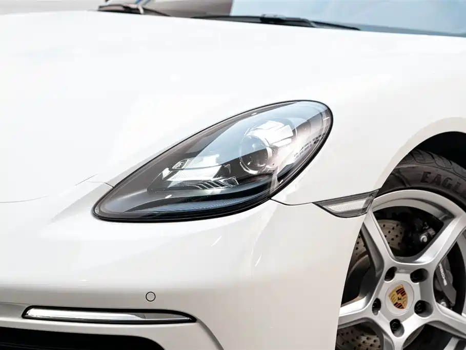 Porsche 718 2022 Boxster 2.0T фото 5