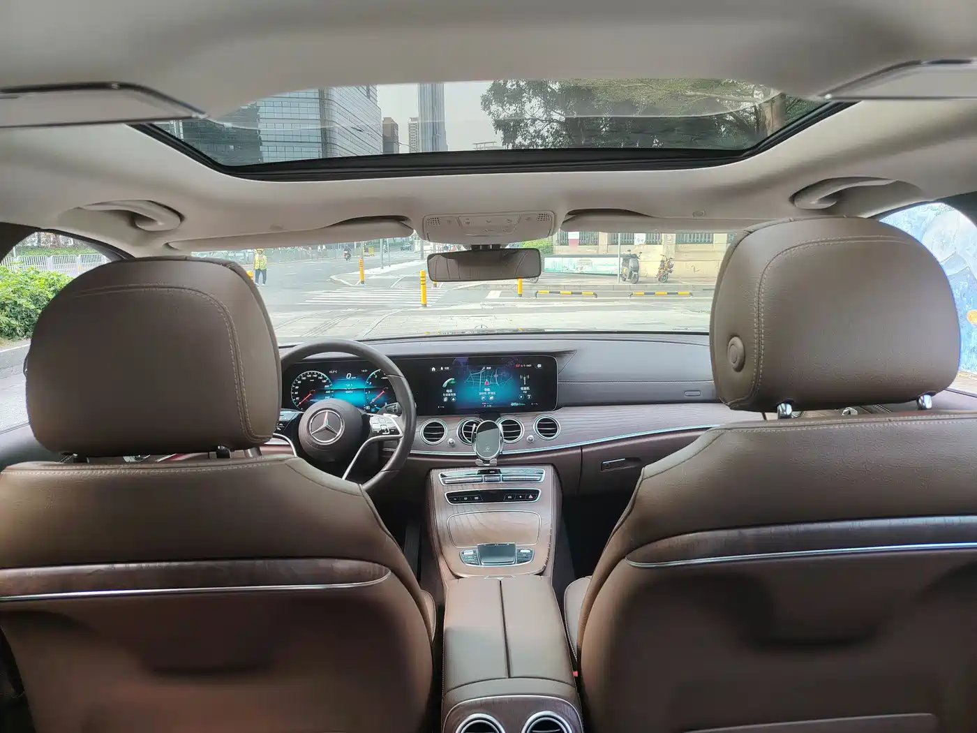 MERCEDES-BENZ E CLASS