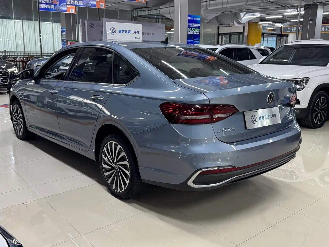 Volkswagen Lavida 2023 Model 280TSI DSG Eternal Edition фото 9