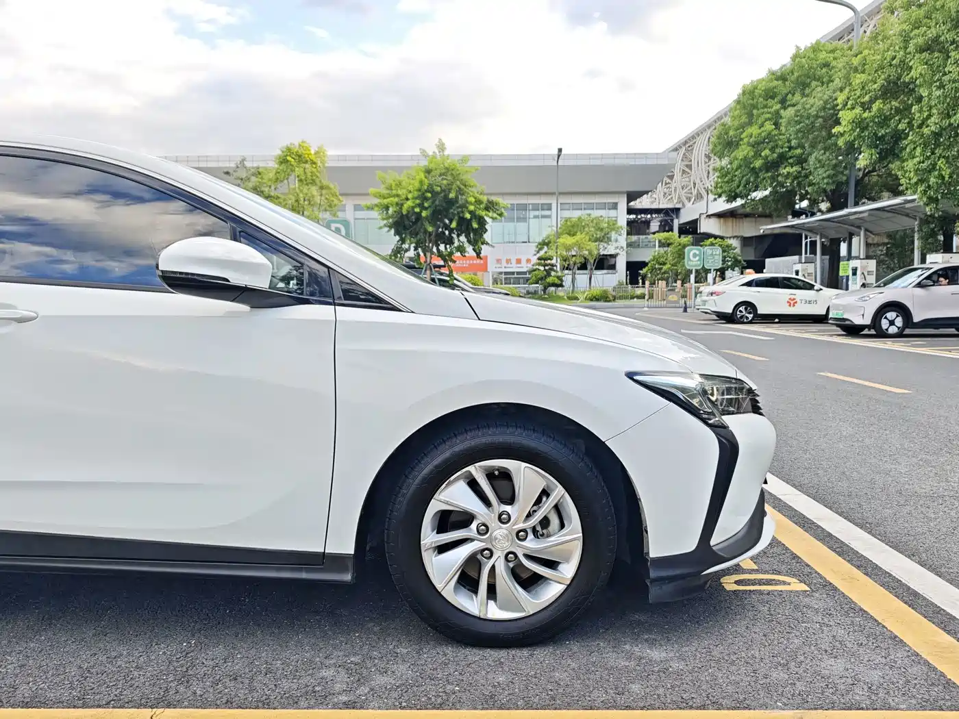 Buick Velite 6 2020 2020 Plug-in Hybrid Connected Fashion Edition