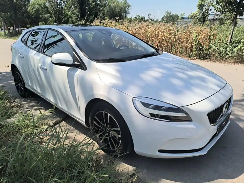 Volvo V40 2017 2017 T3 Inscription