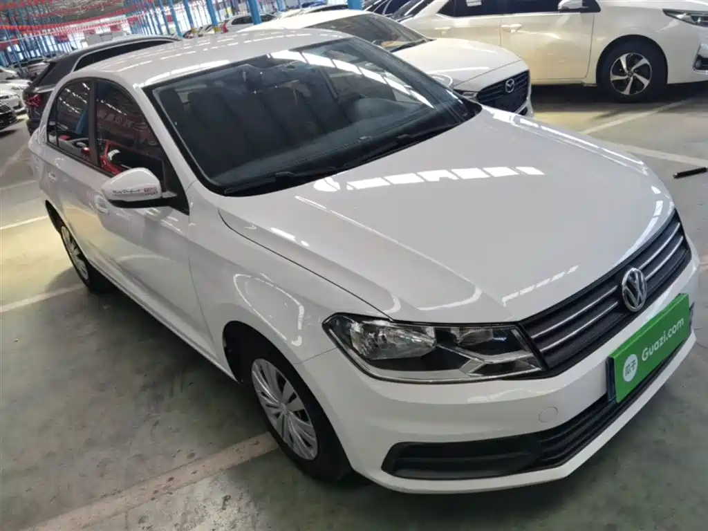 Volkswagen Santana 2016 1.4L Manual Trend Edition фото 4