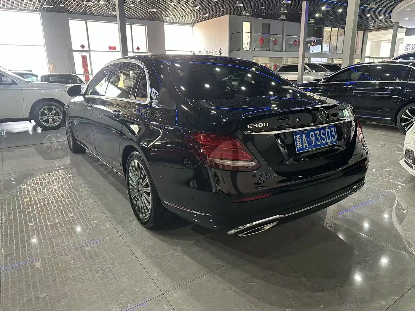 Mercedes-Benz E-Class 2020 E 300 L Fashion фото 5