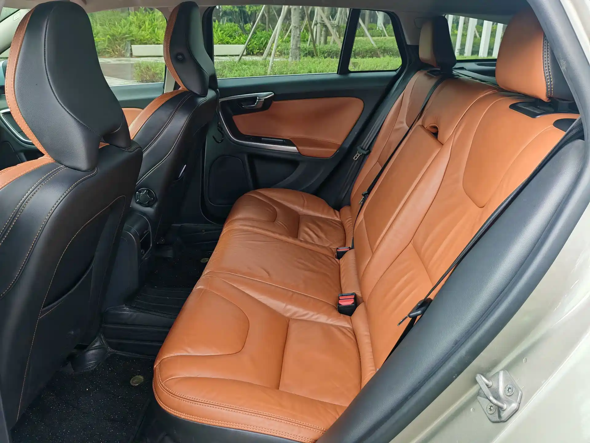 Photo 10 - Volvo V60