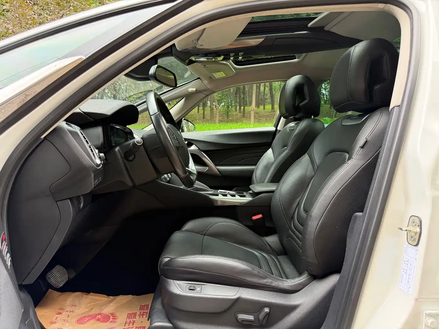 DS 5 2014 2013 1.6T Luxury THP160