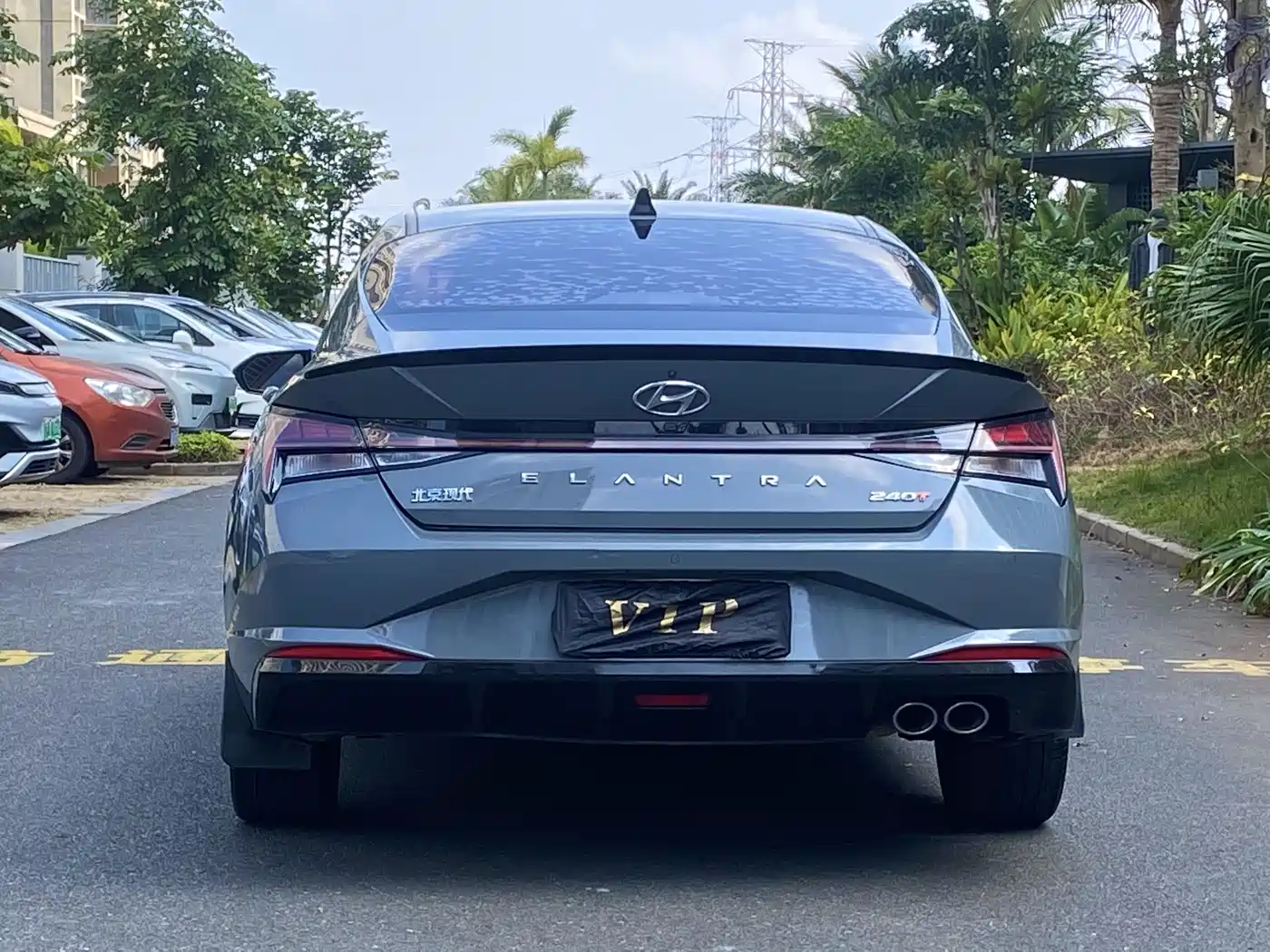 Hyundai Elantra 2022 240TGDi DCT LUX Premium Edition фото 8