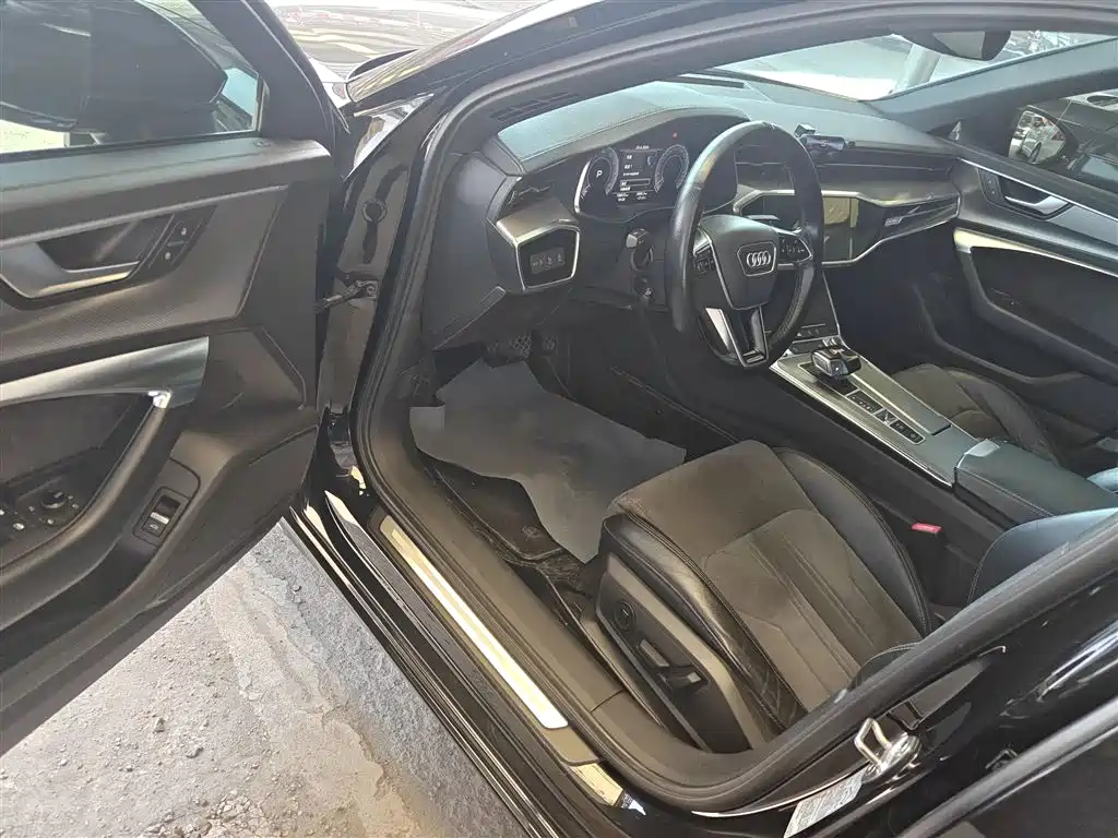 Audi A6L 2019 45 TFSI quattro Premium Dynamic фото 15
