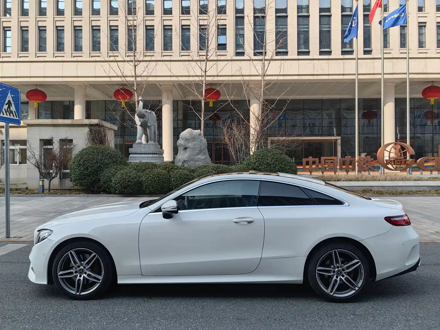 Mercedes-Benz E-Class (Import) 2019 E 200 4MATIC Coupe фото 7