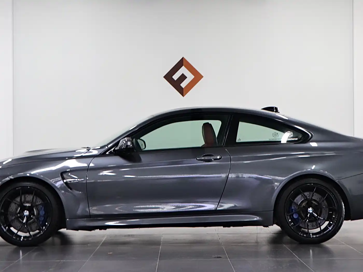 BMW M4 2017 M4 Coupe фото 7