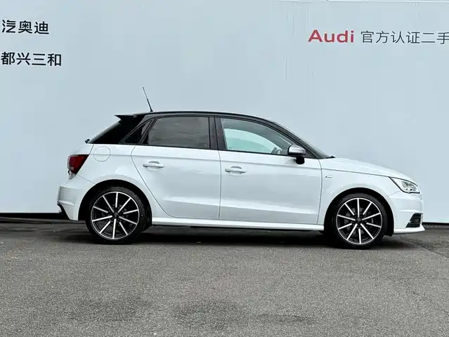 Audi A1 2018 30 TFSI Limited Collector's Edition — фото 3