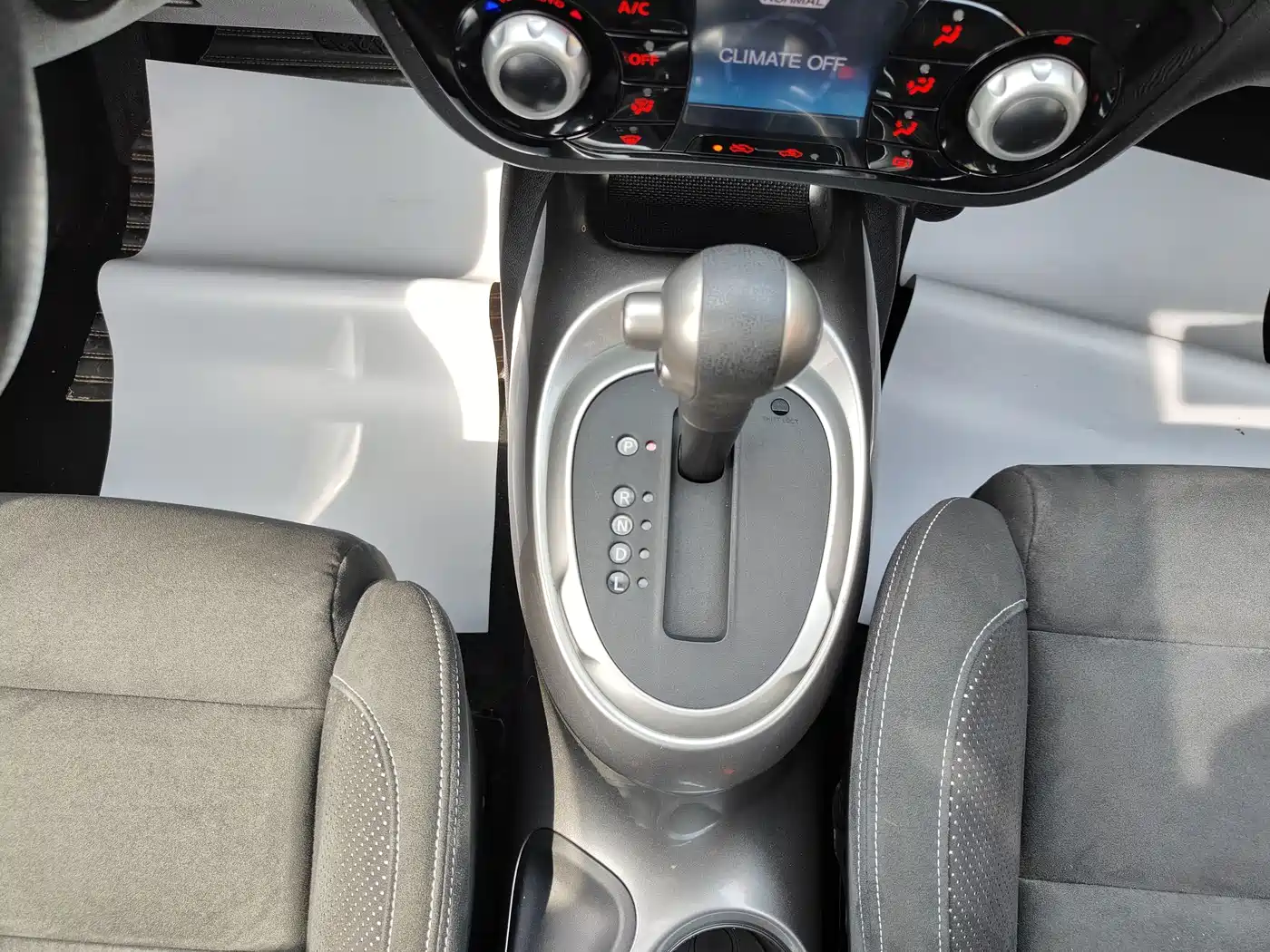 INFINITI ESQ