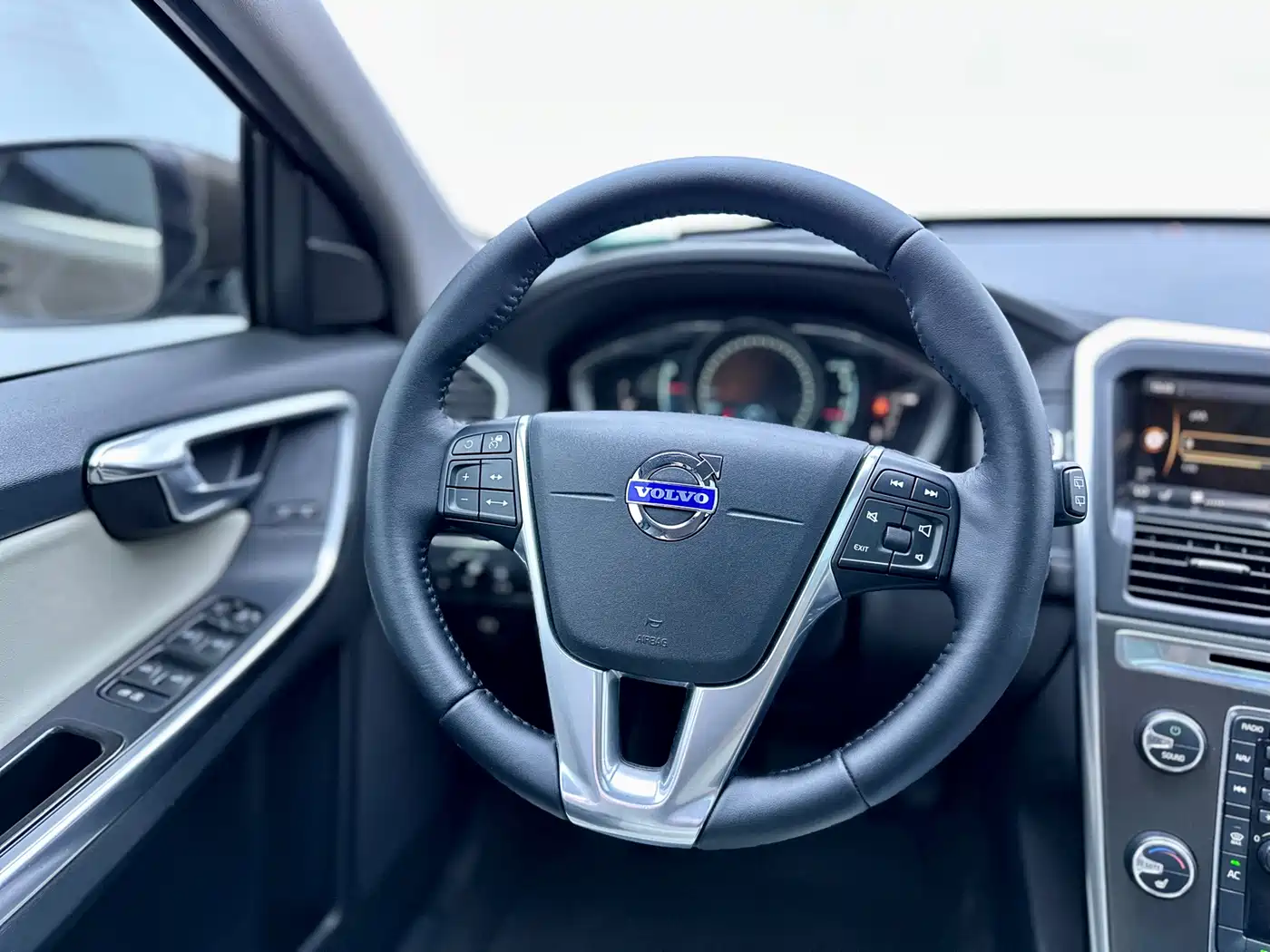 Volvo XC60 (Import) 2013 2014 T5 Wisdom & Elegance