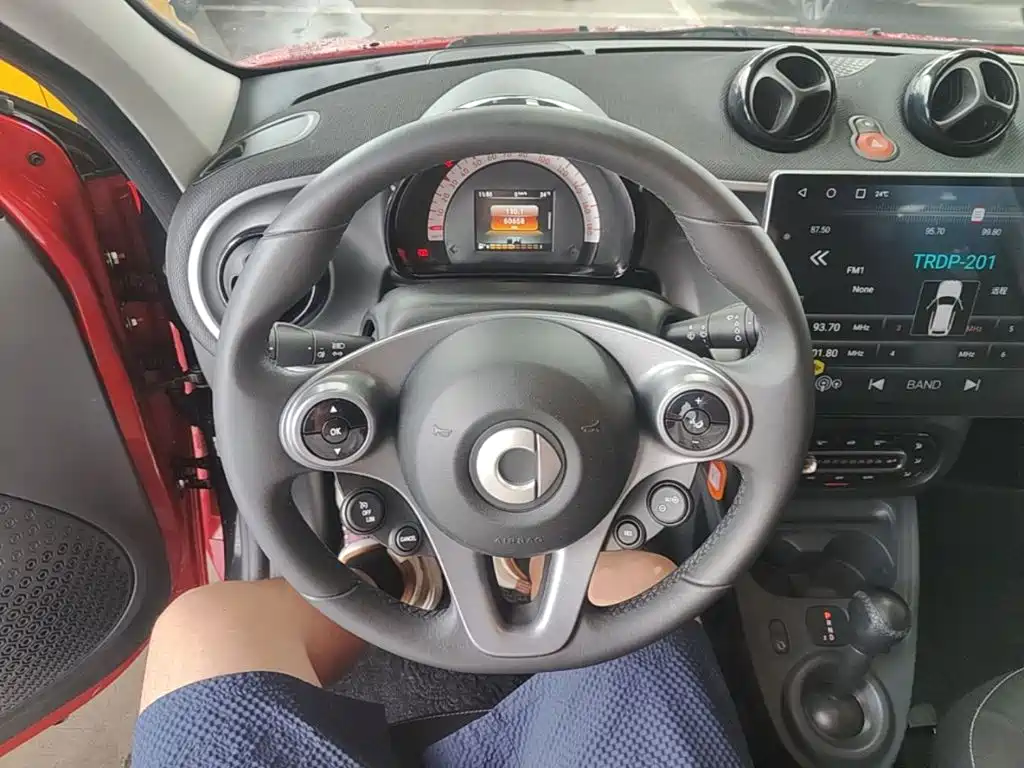 smart forfour 2018 2018 1.0L 52kW Passion Edition