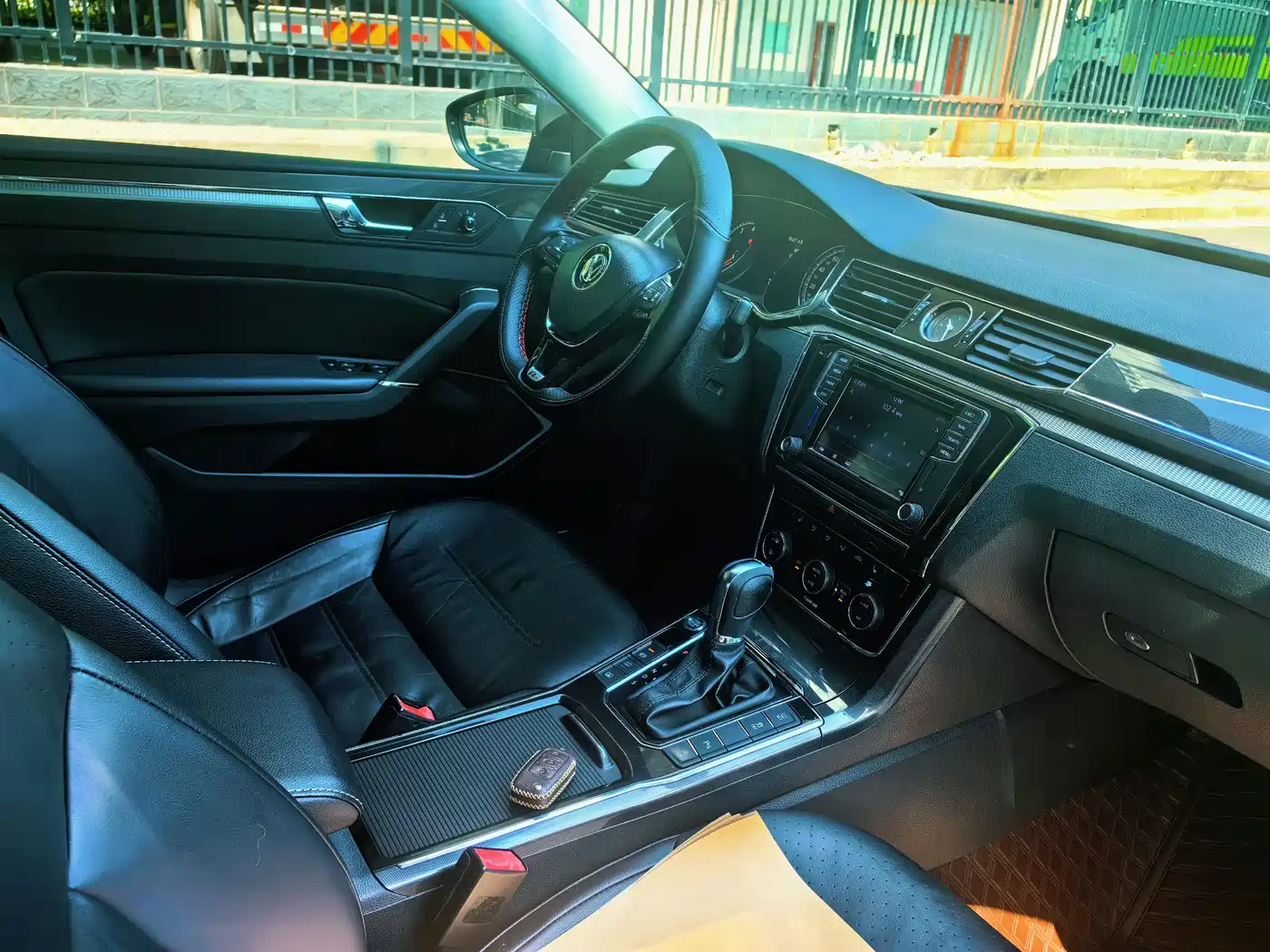 Volkswagen Passat 2016 330TSI DSG Executive Edition фото 5