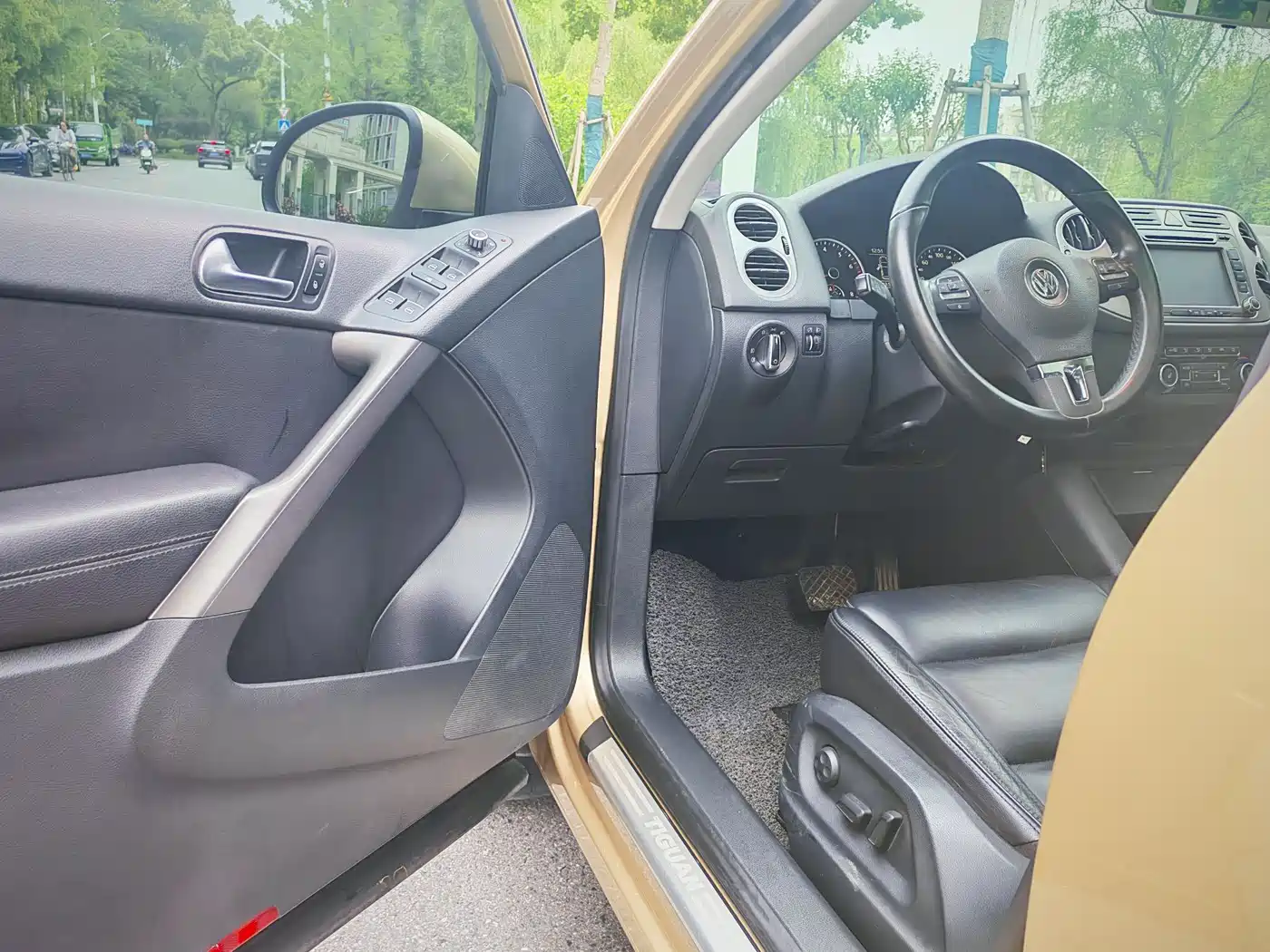 Volkswagen Tiguan 2013 2.0TSI Auto 4WD Luxury Edition фото 14