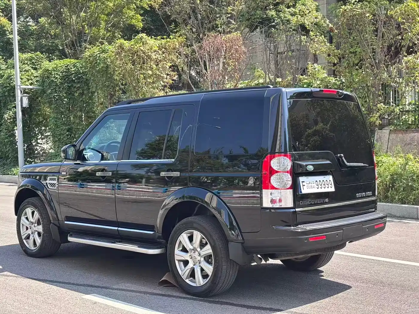 Фото 4 - Land Rover Discovery