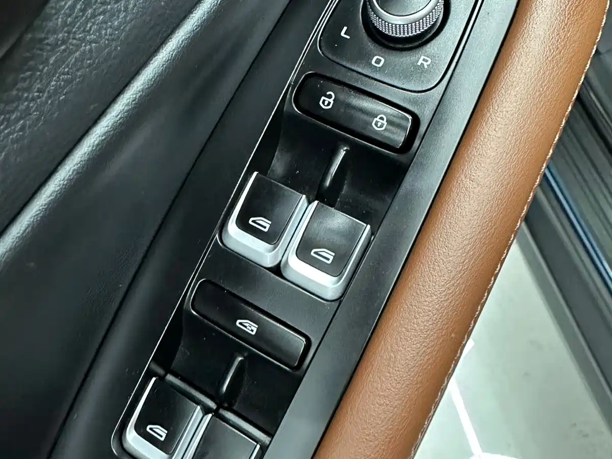 GEELY AUTOMOBILE VISION X6