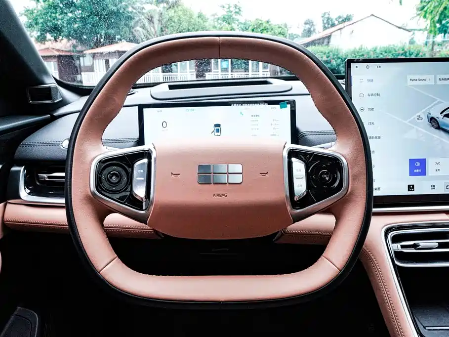 Geely Galaxy Galaxy A7 2025 EM-i фото 10