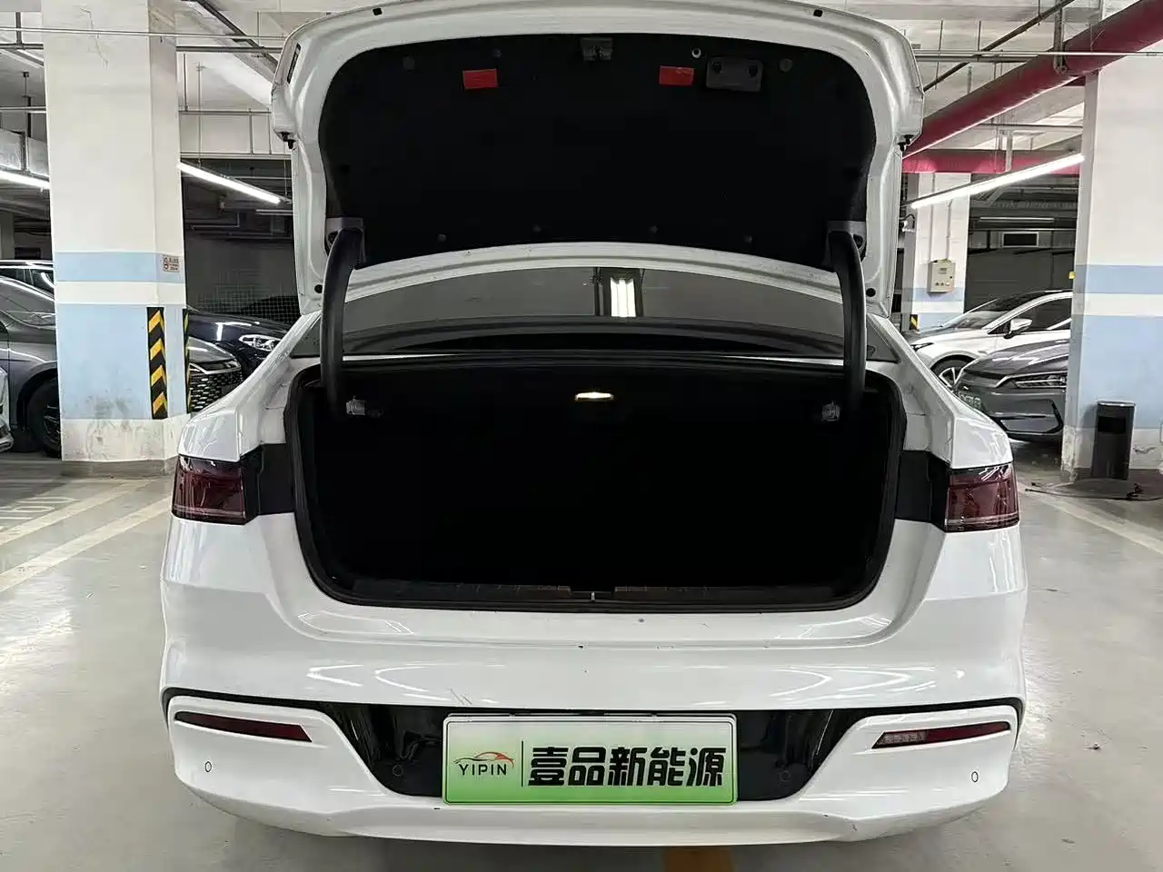 BYD Qin PLUS 2021 EV 500KM Luxury Model фото 8
