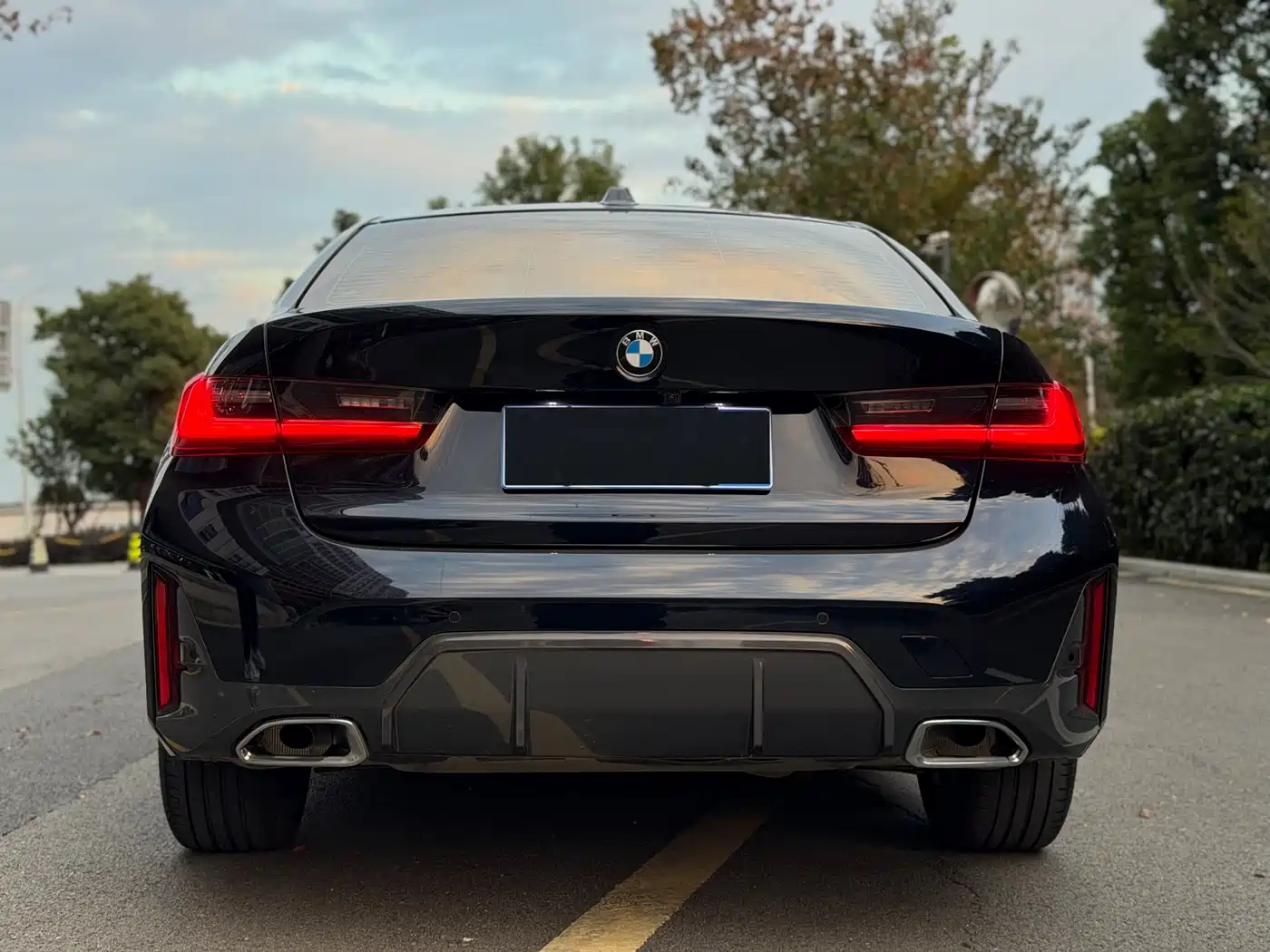 BMW 3 Series 2023 325Li M Sport Package фото 11