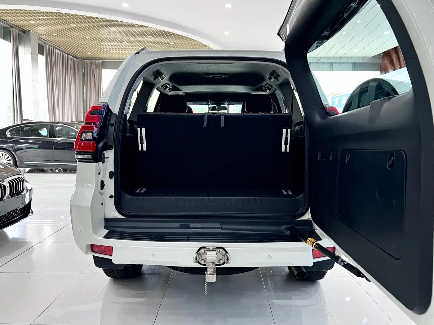Toyota Prado 2019 3.5L Automatic TX-L Zunxiang Edition фото 22