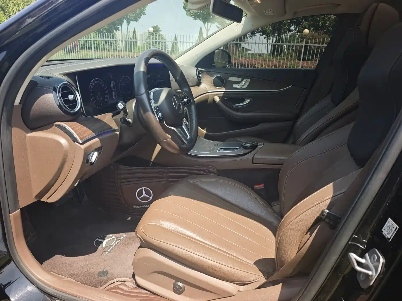 Mercedes-Benz E-Class 2020 E 300 L Fashion фото 13