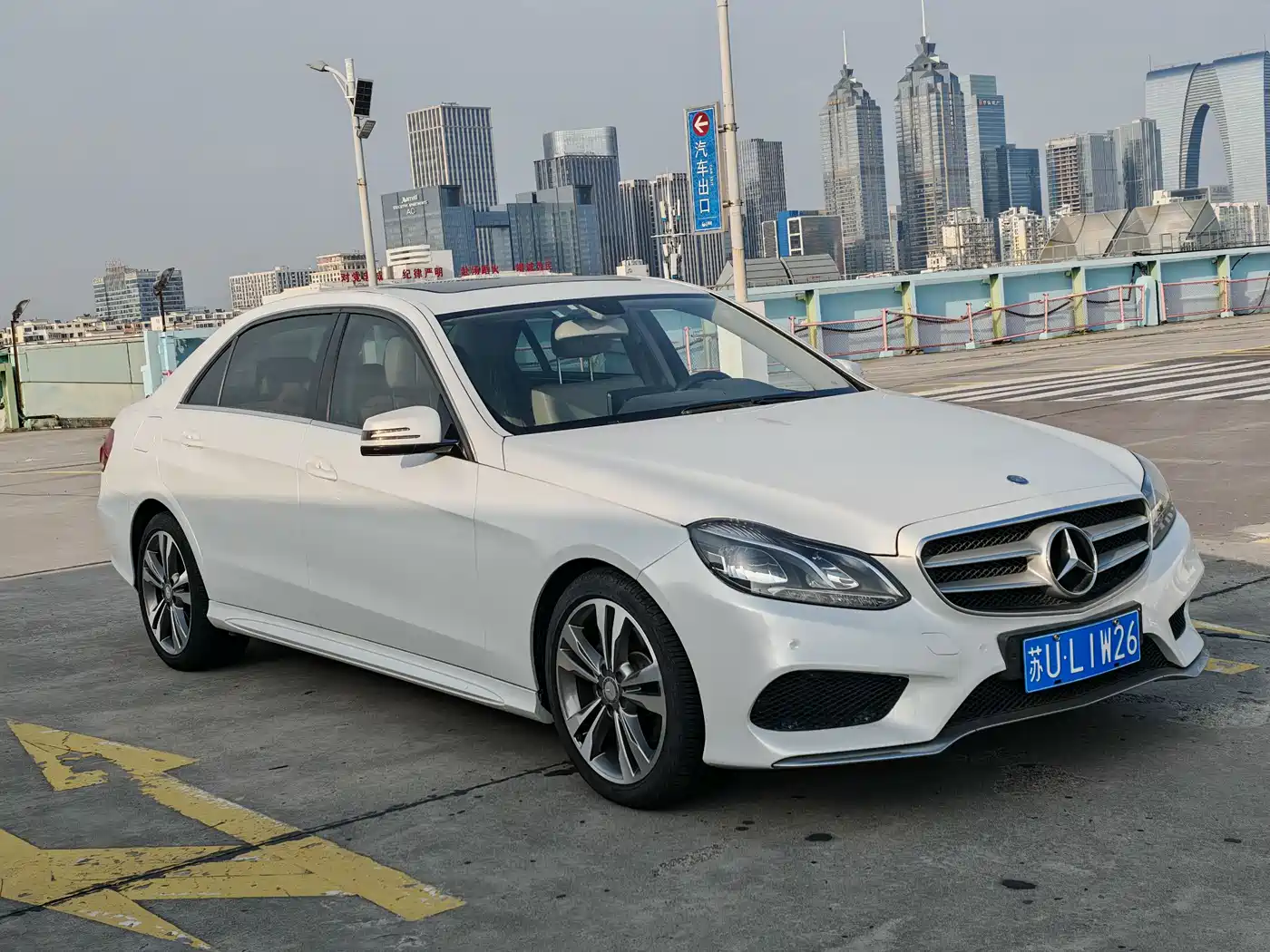 Mercedes-Benz E-Class 2014 Facelift E 260 L Sport фото 2