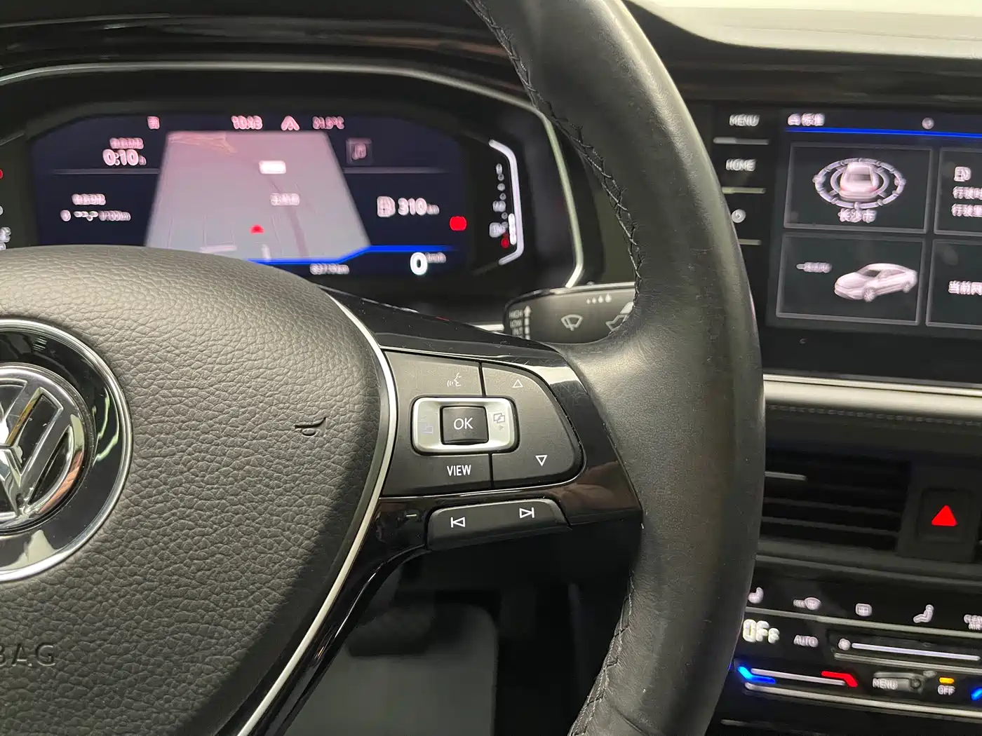 Volkswagen Sagitar 2021 280TSI DSG Luxury Smart Connect фото 17
