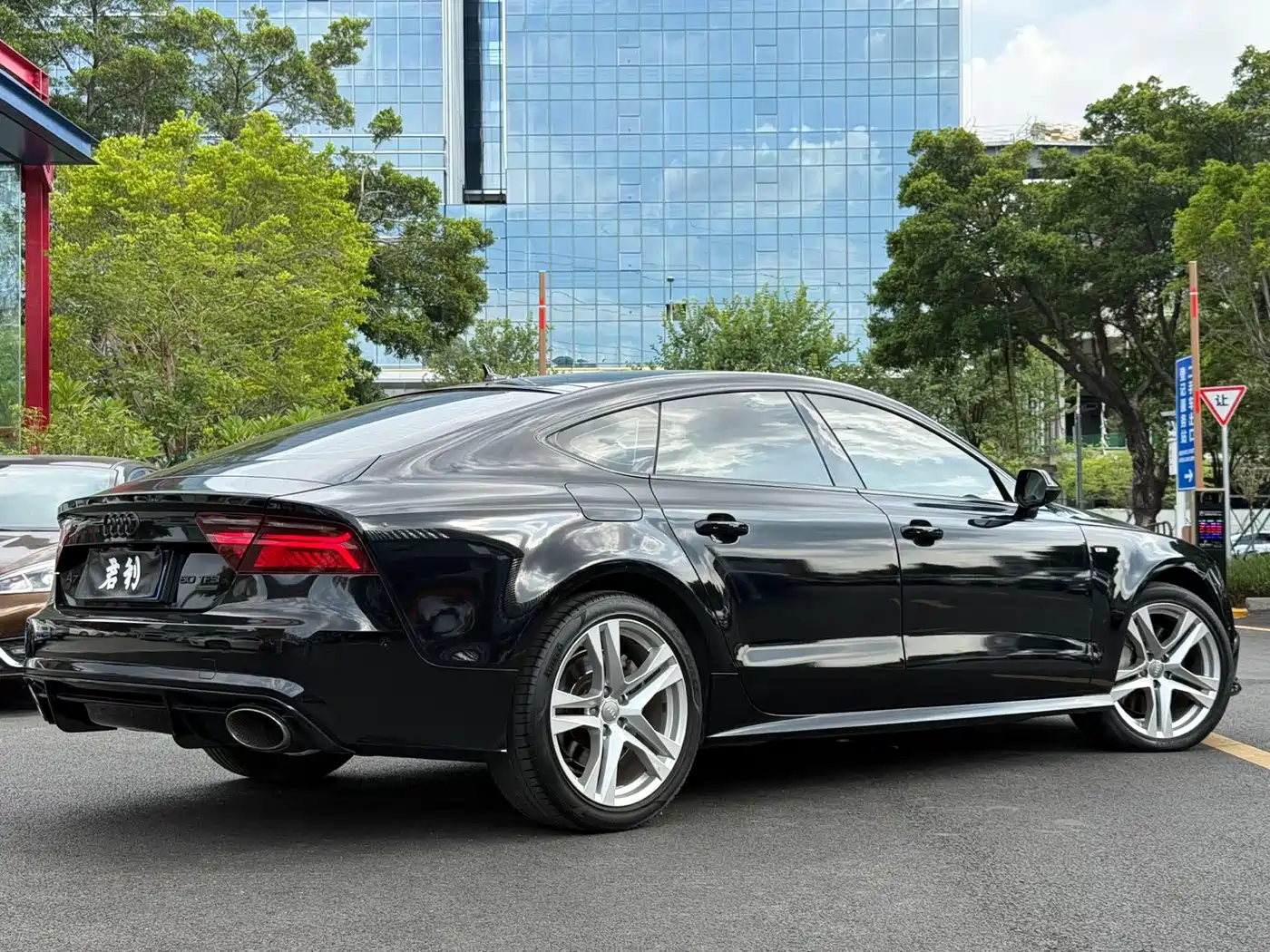 Фото 4 - Audi A7